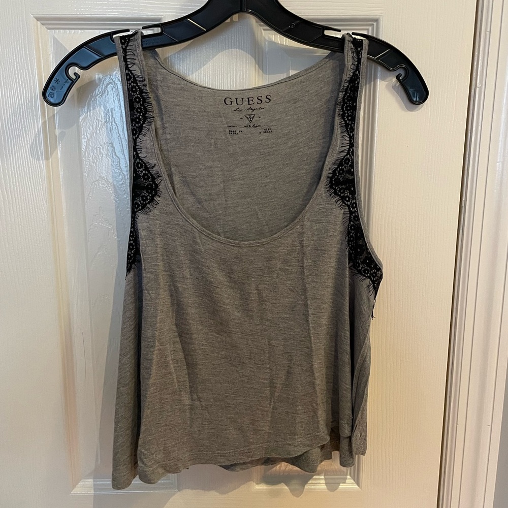 Guess top